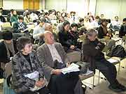 第18回神戸を忘れない〜昨日の被災地から明日の被災地へ〜上映・青池憲司、「震災体験を発信する」室崎益輝さん(消防研究所理事長)、「10年目の新たな展開」 黒田福美さん(東京都世田谷区・梅ヶ丘 2005年1月29日)