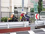 帰宅困難者対応訓練(JR東京駅〜神奈川県川崎市中原区 2006年11月4日)