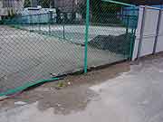 3ヵ月弱が経過した液状化現象被災地の様子(千葉県浦安市舞浜地区・東京ディズニーランド周辺 2011年6月1日)