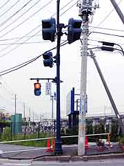 3ヵ月弱が経過した液状化現象被災地の様子(千葉県浦安市舞浜地区・東京ディズニーランド周辺 2011年6月1日)