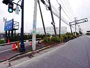 3ヵ月弱が経過した液状化現象被災地の様子(千葉県浦安市舞浜地区・東京ディズニーランド周辺 2011年6月1日)