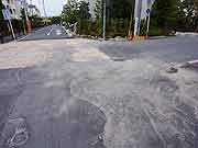 3ヵ月弱が経過した液状化現象被災地の様子(千葉県浦安市弁天,富岡,今川地区 2011年6月1日)