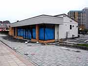 3ヵ月弱が経過した液状化現象被災地の様子(千葉県浦安市明海地区2011年6月1日)