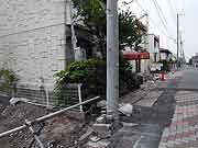 3ヵ月弱が経過した液状化現象被災地の様子(千葉県浦安市入船地区 2011年6月1日)