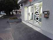 3ヵ月弱が経過した液状化現象被災地の様子(千葉県浦安市新浦安駅周辺2011年6月1日)