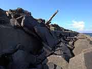 東京湾岸、日の出8丁目の液状化現象の被害の様子(千葉県浦安市 2011年7月9日)