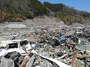 東日本大震災 津波被災地(宮城県石巻市 2011年4月17日)