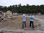 石巻･青池組によるドキュメンタリー映画の撮影風景 (宮城県石巻市・南浜町/門脇地区 2011年7月22日)