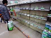 スーパーマーケットでは品不足(埼玉県朝霞市 2011年3月15日)