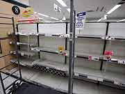 スーパーマーケットでは品不足(埼玉県新座市 2011年3月15日)