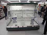 スーパーマーケットでは品不足(埼玉県新座市 2011年3月15日)