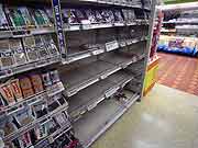 スーパーマーケットでは品不足(埼玉県志木市 2011年3月15日)