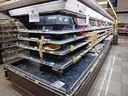 スーパーマーケットでは品不足(埼玉県志木市 2011年3月18日)