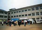 花の宴〜神戸新開地復興祭2000〜(神戸市兵庫区・神戸市立兵庫中学校校庭 2000年1月16日)