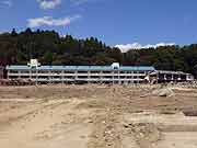 被災した岩手県立高田高等学校(岩手県陸前高田市 2011年7月17日)