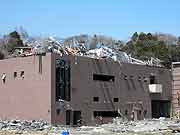 東日本大震災 津波被災地(宮城県女川町 2011年4月17日)