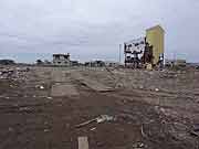 津波と火災に襲われ壊滅した門脇町4・5丁目の様子 (宮城県石巻市・門脇町4・5丁目 2011年7月22日)