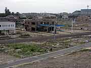 津波と火災に襲われ壊滅した門脇町4・5丁目の様子 (宮城県石巻市・門脇町4・5丁目 2011年7月22日)