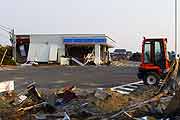 東日本大震災 津波被災地(宮城県亘理町 2011年4月14日)