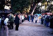 つづら折りの宴(神戸市長田区・長田神社 1996年1月21日)